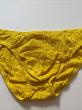 Men's Yellow Mesh Briefs - Breathable Athletic Fit